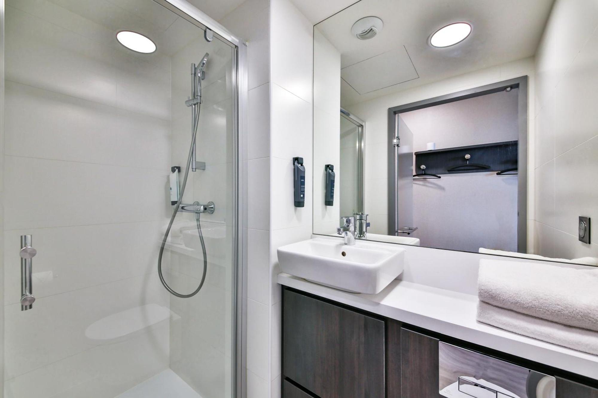 Easyhotel Paris Charles De Gaulle Villepinte Hotel