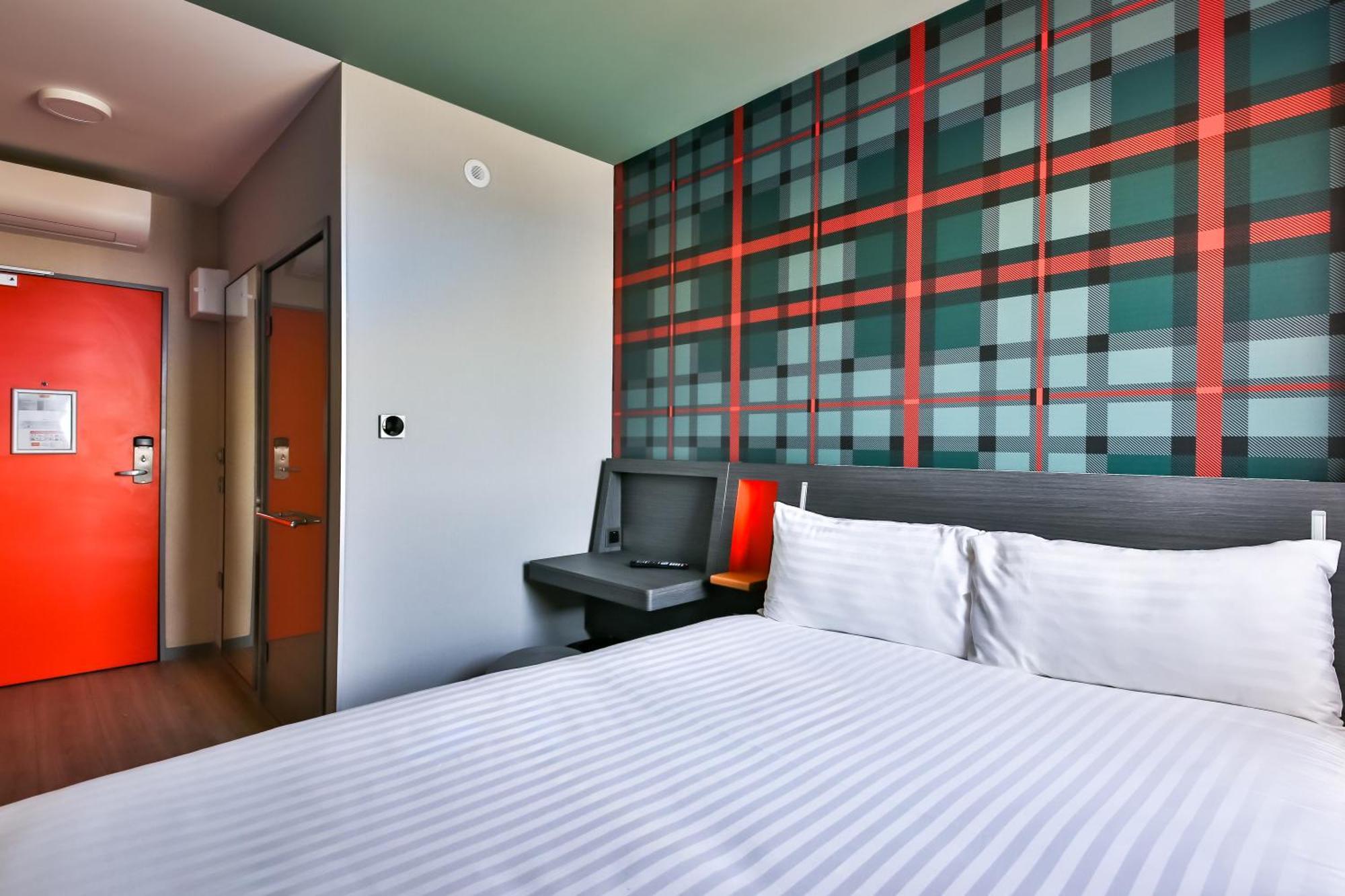 Easyhotel Paris Charles De Gaulle Villepinte Hotel 2*